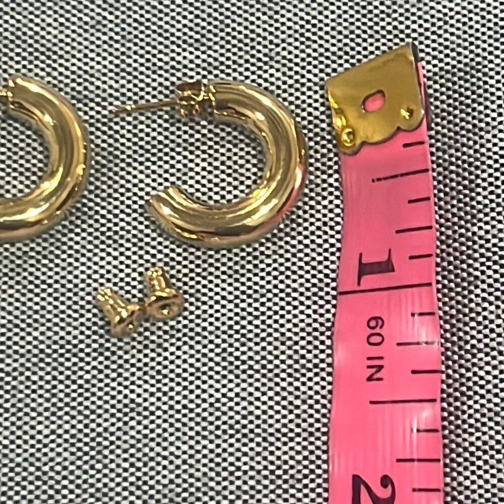 Chunky Gold Hoop Earrings for Women 14K Gold Plated Hypoallergenic Earrings NEW - Picture 4 of 4
